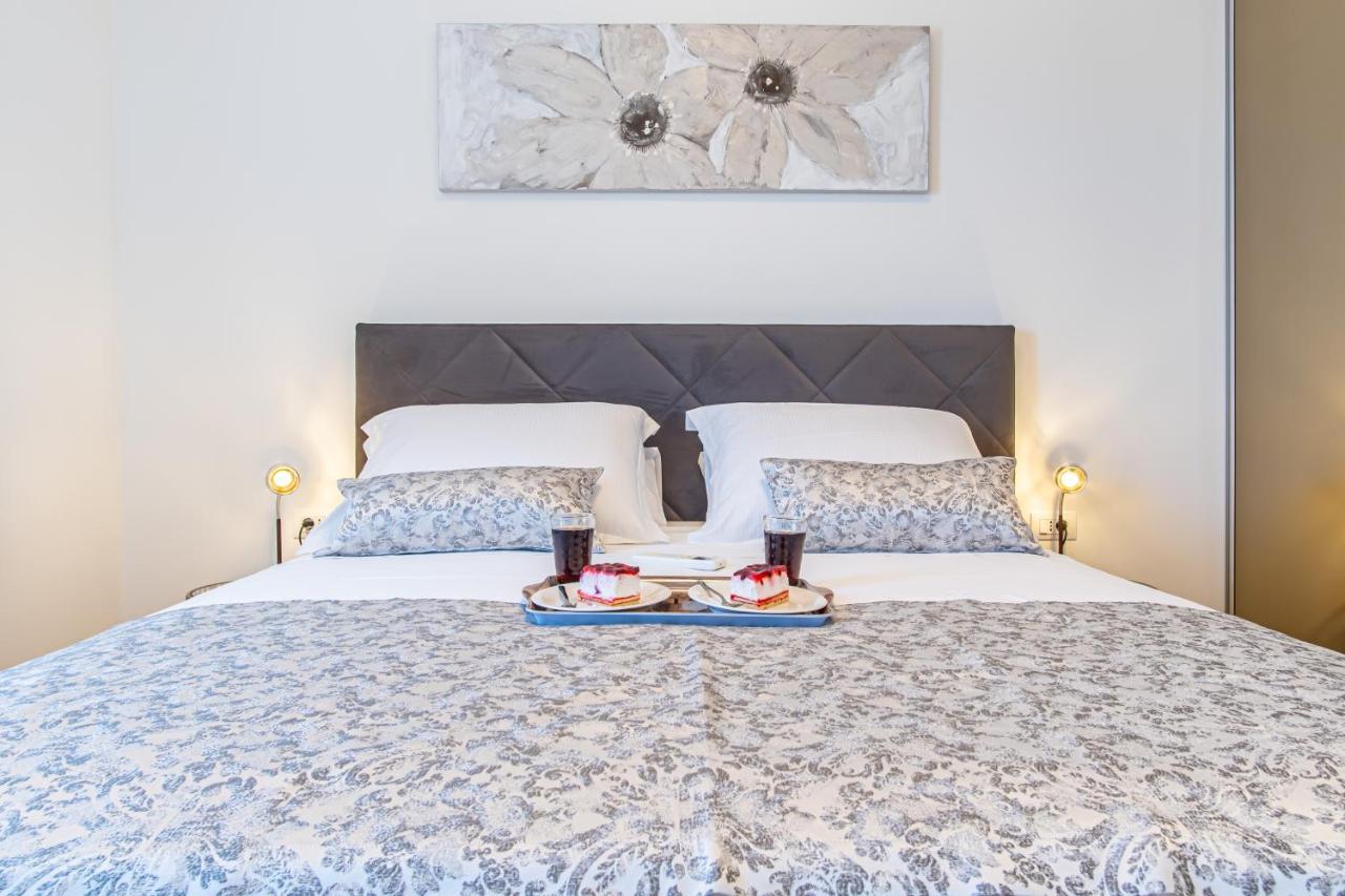 Euphoria Luxury Apartment Сплит Екстериор снимка